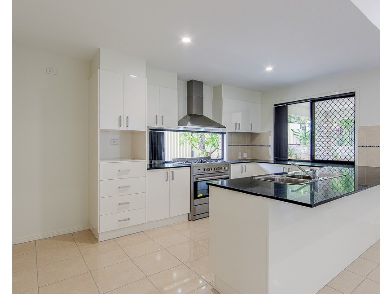 10 Lytham Court, Cornubia QLD 4130