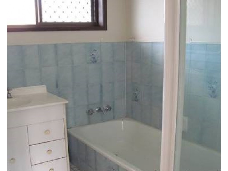 3 Sheridan Crescent, Shailer Park QLD 4128