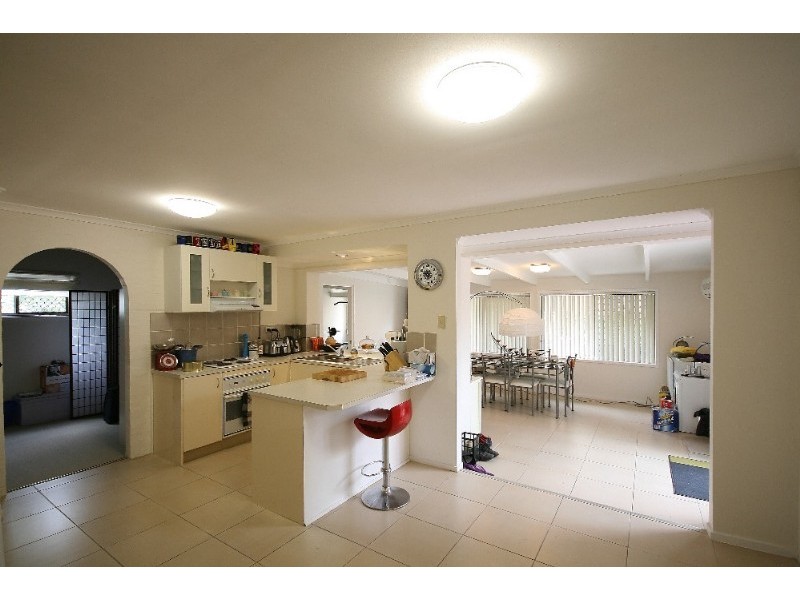 27 Lyndale Street, Shailer Park QLD 4128