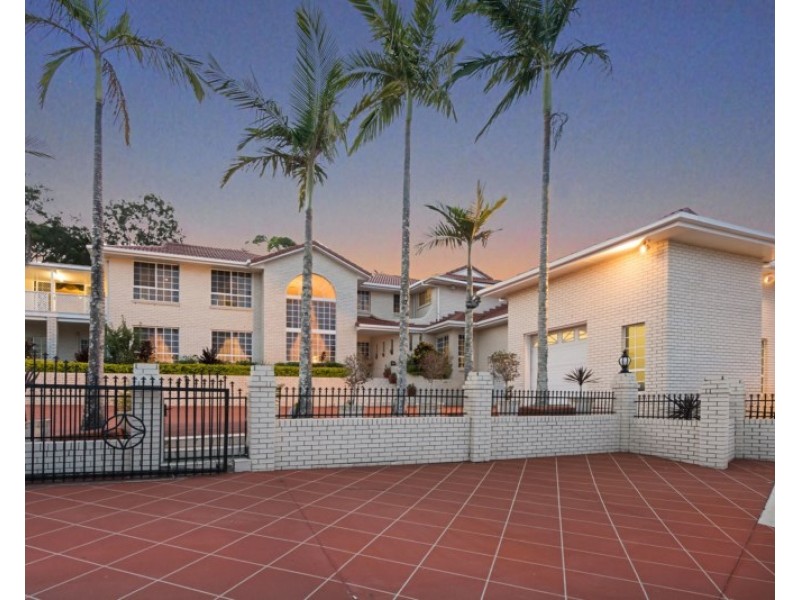 8 Lytham Court, Cornubia QLD 4130