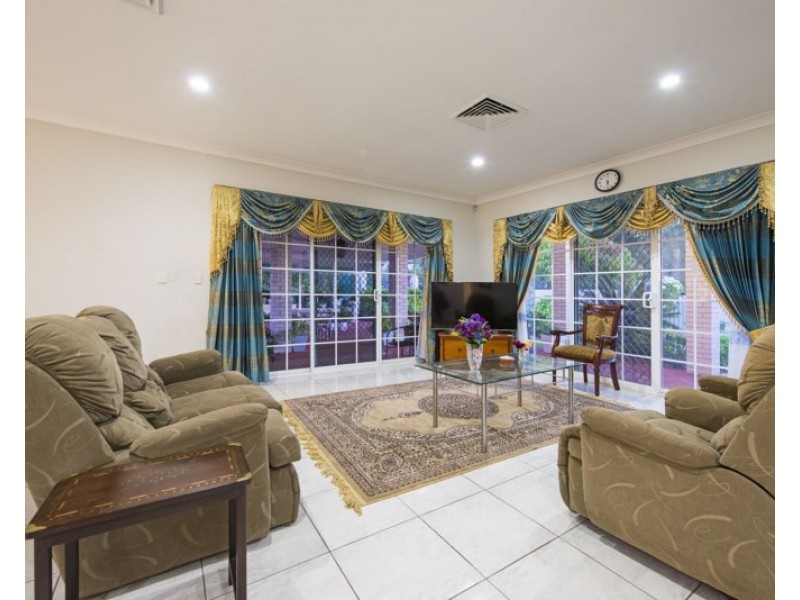 8 Lytham Court, Cornubia QLD 4130