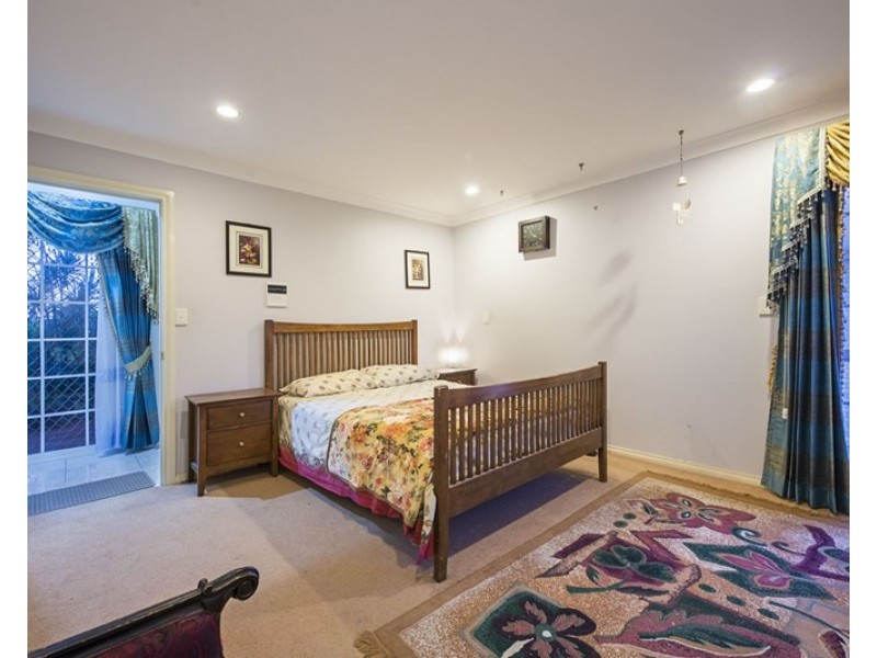 8 Lytham Court, Cornubia QLD 4130
