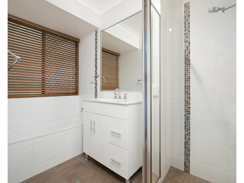 4 Misty Court, Cornubia QLD 4130