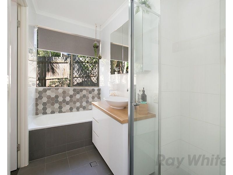25 Narcamus Crescent, Shailer Park QLD 4128
