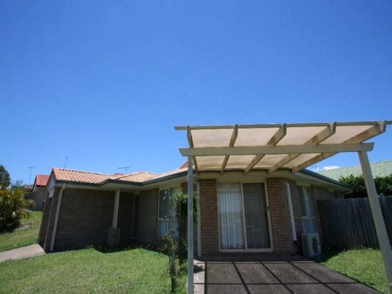 54 Cowra Street, Tanah Merah QLD 4128