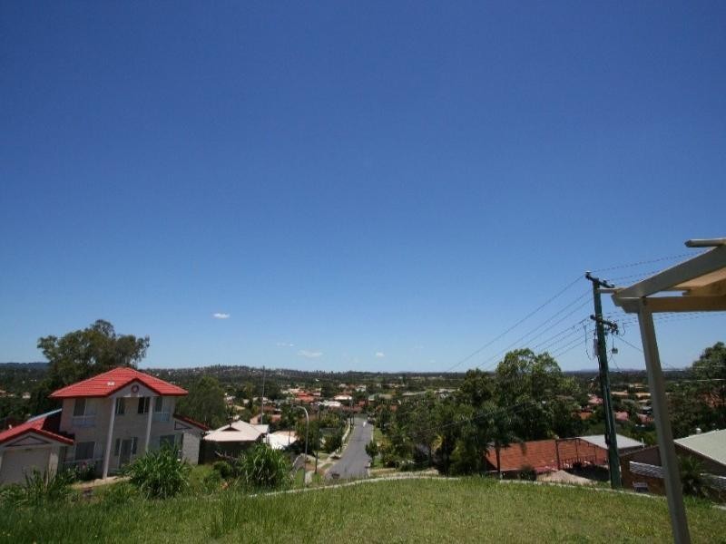 54 Cowra Street, Tanah Merah QLD 4128