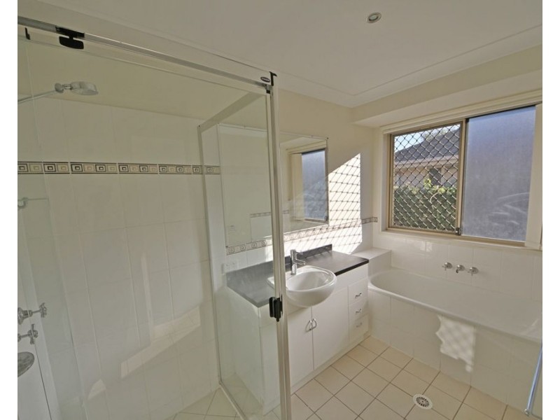 24 Easy Street, Loganholme QLD 4129