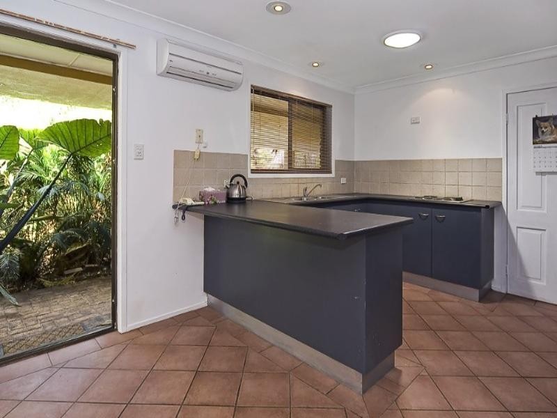 6 Marbura Court, Daisy Hill QLD 4127