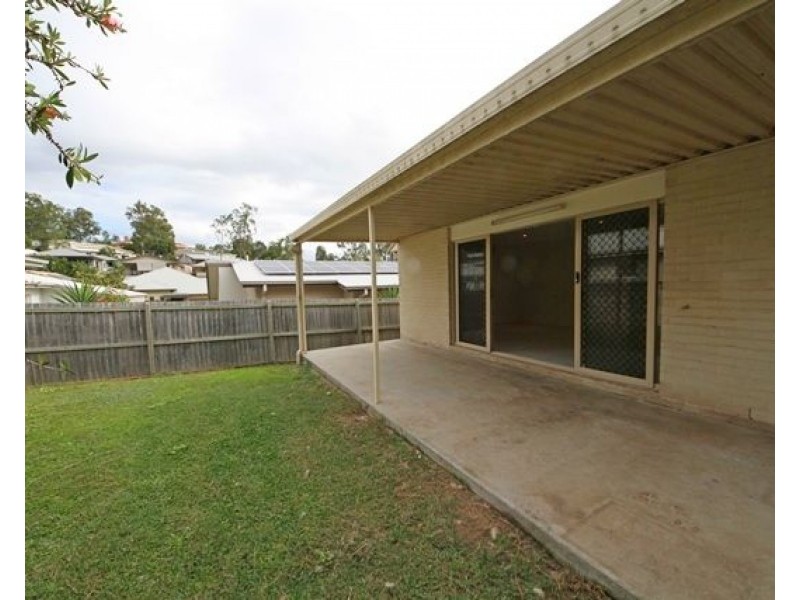 42 Carnarvon Crescent, Waterford QLD 4133
