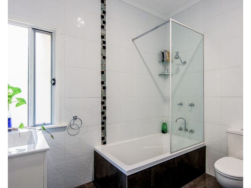 28 Fischer Road, Carbrook QLD 4130