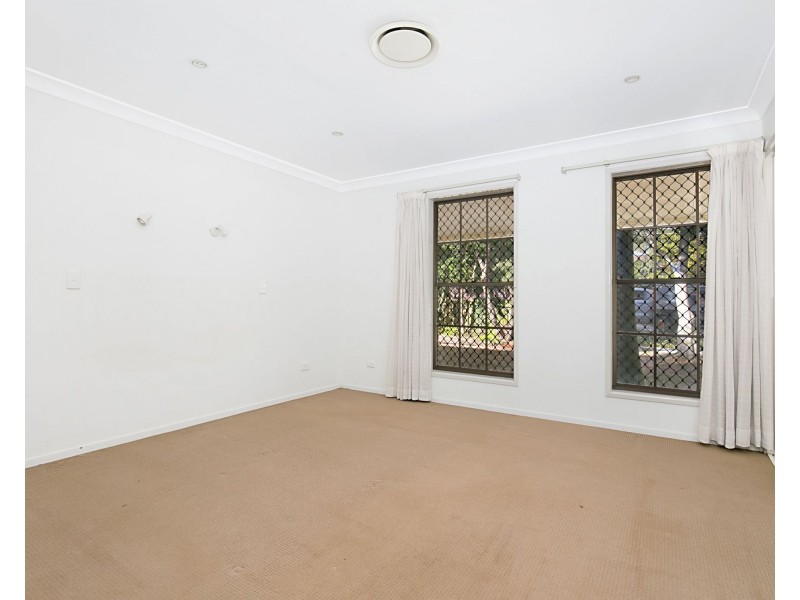 2 Oregon Drive, Shailer Park QLD 4128