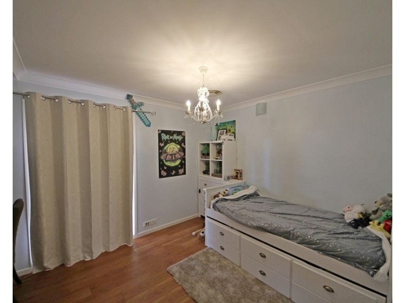 8 Oregon Drive, Shailer Park QLD 4128