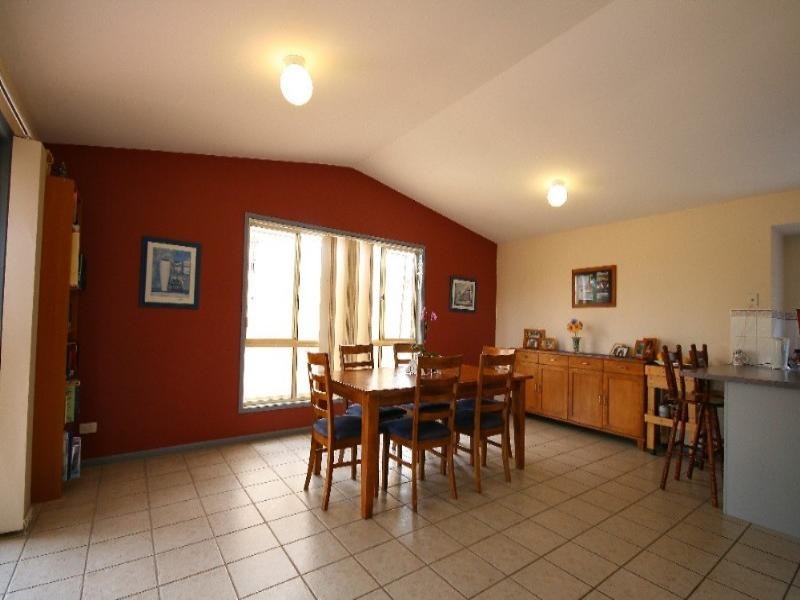 6 Sundar Crescent, Tanah Merah QLD 4128