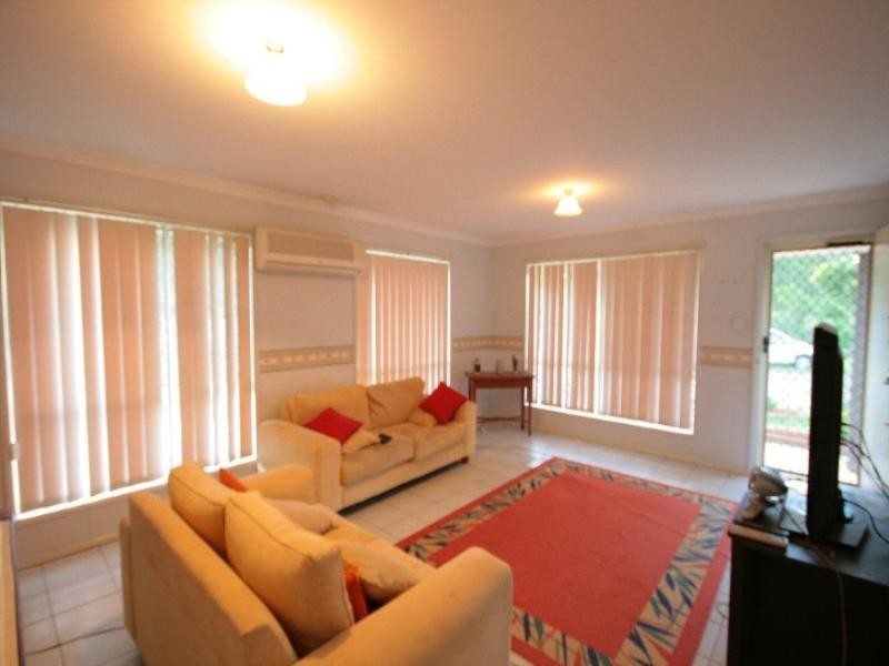 2 Wood Close, Loganholme QLD 4129