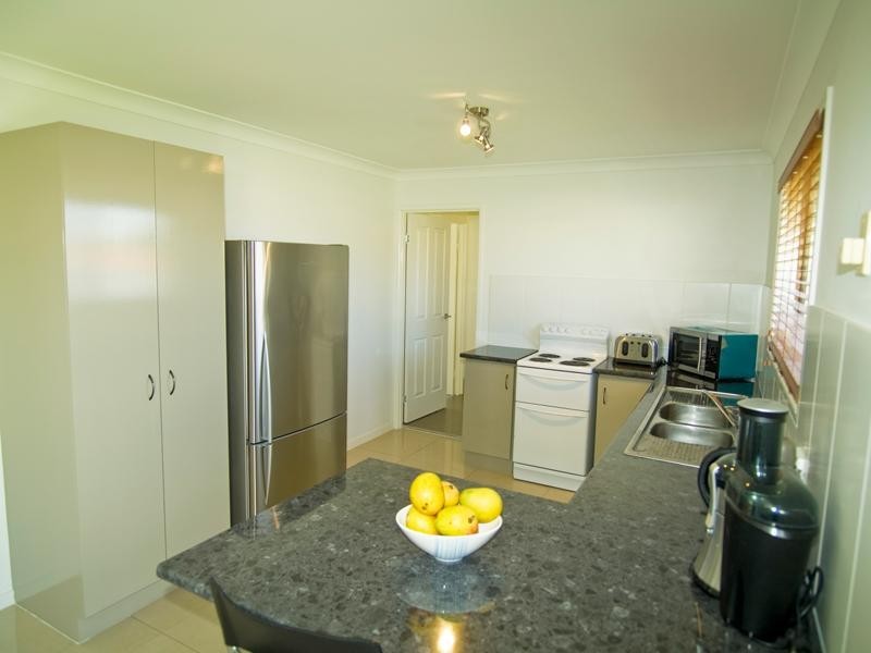 10 Mahonia Court, Crestmead QLD 4132