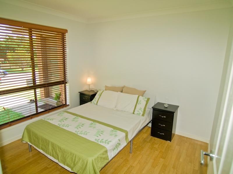 10 Mahonia Court, Crestmead QLD 4132