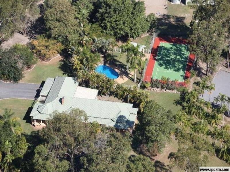 7-15 Esk Court, Carbrook QLD 4130
