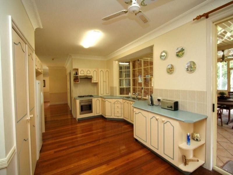 7-15 Esk Court, Carbrook QLD 4130