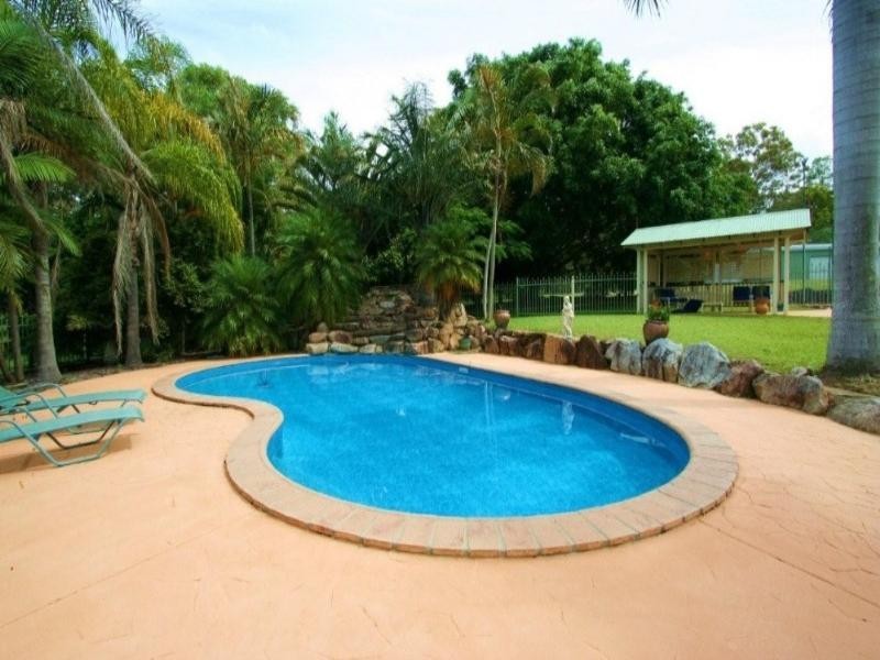 7-15 Esk Court, Carbrook QLD 4130