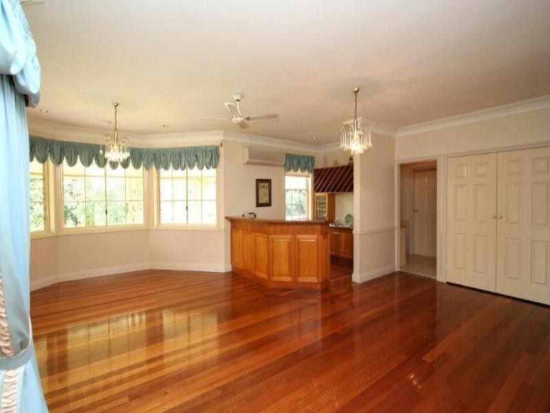 7-15 Esk Court, Carbrook QLD 4130
