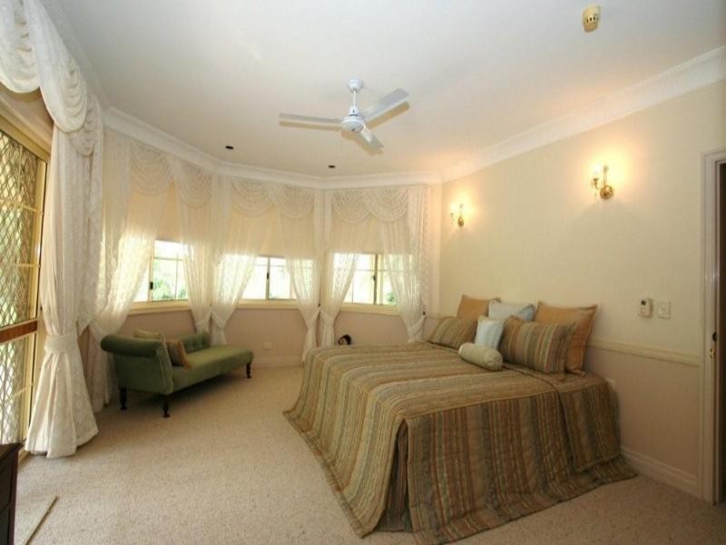 7-15 Esk Court, Carbrook QLD 4130