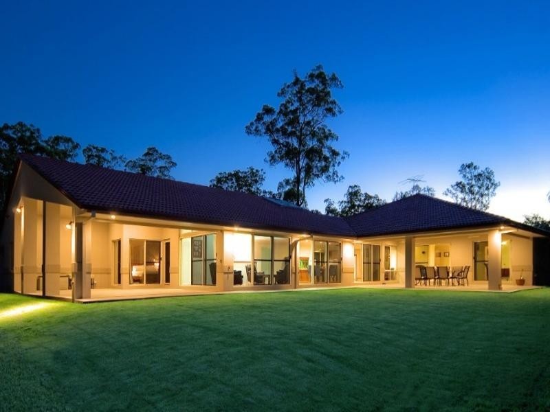 216 Parkview Crescent, Cornubia QLD 4130