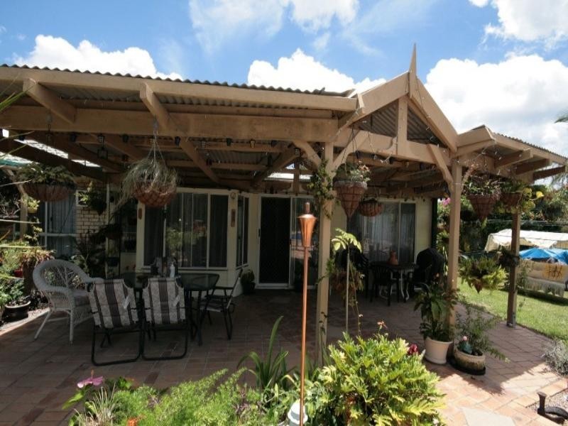 4 Lanjak Place, Tanah Merah QLD 4128