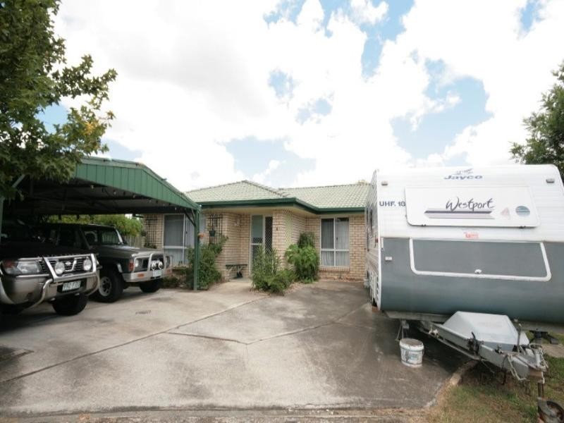 4 Lanjak Place, Tanah Merah QLD 4128