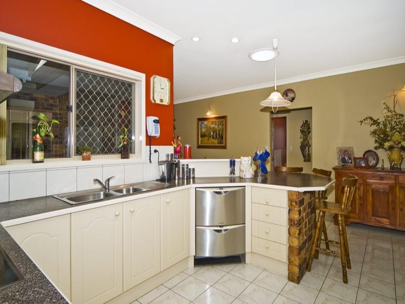 41 Cardwell Close, Munruben QLD 4125
