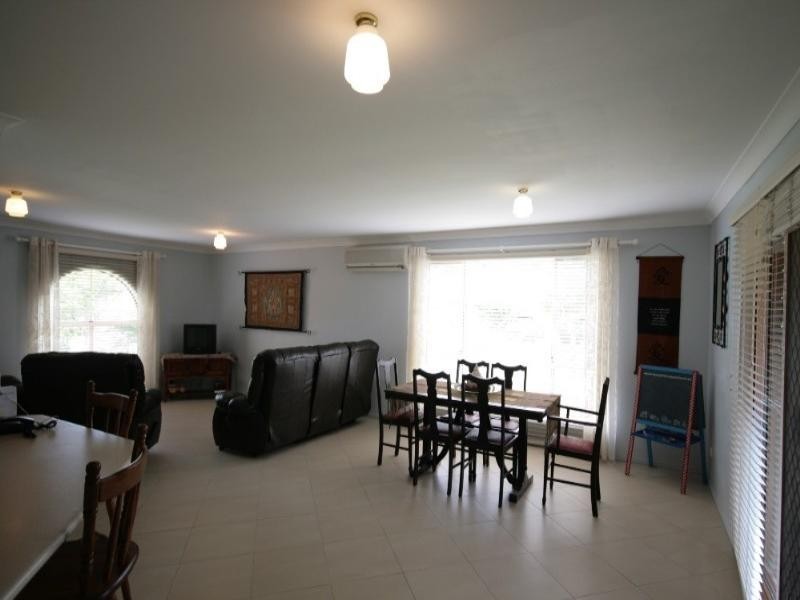 13 Perak Court, Tanah Merah QLD 4128