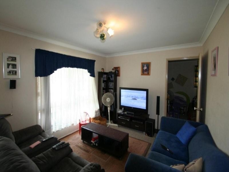 18 Eastbourne Road, Bethania QLD 4205