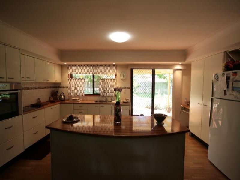 91 Springlands Drive, Slacks Creek QLD 4127