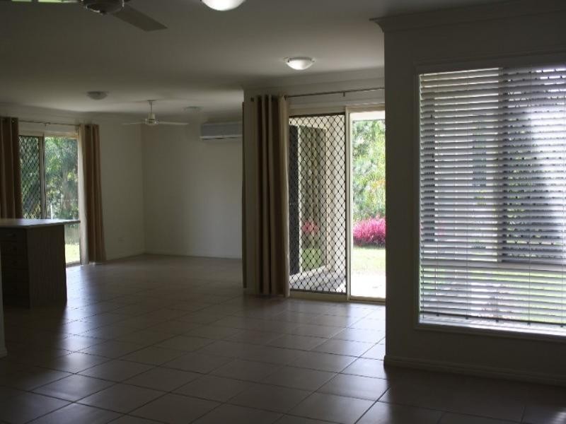 29 Sewell Road, Tanah Merah QLD 4128