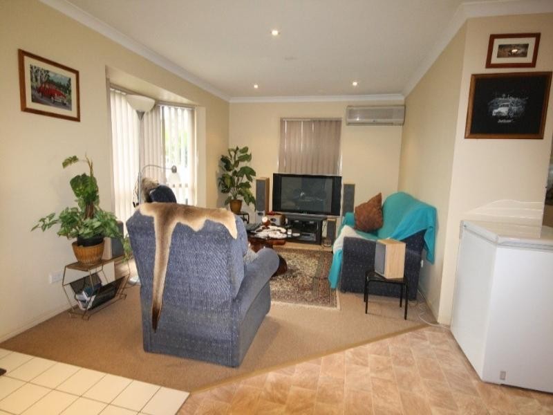 68 Logan Reserve Road, Waterford West QLD 4133