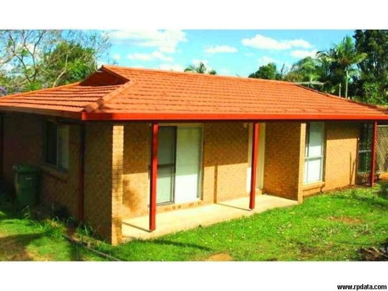 13 LIttle John Street, Daisy Hill QLD 4127