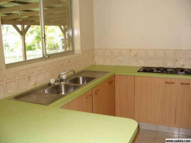 13 LIttle John Street, Daisy Hill QLD 4127