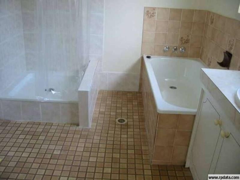 13 LIttle John Street, Daisy Hill QLD 4127