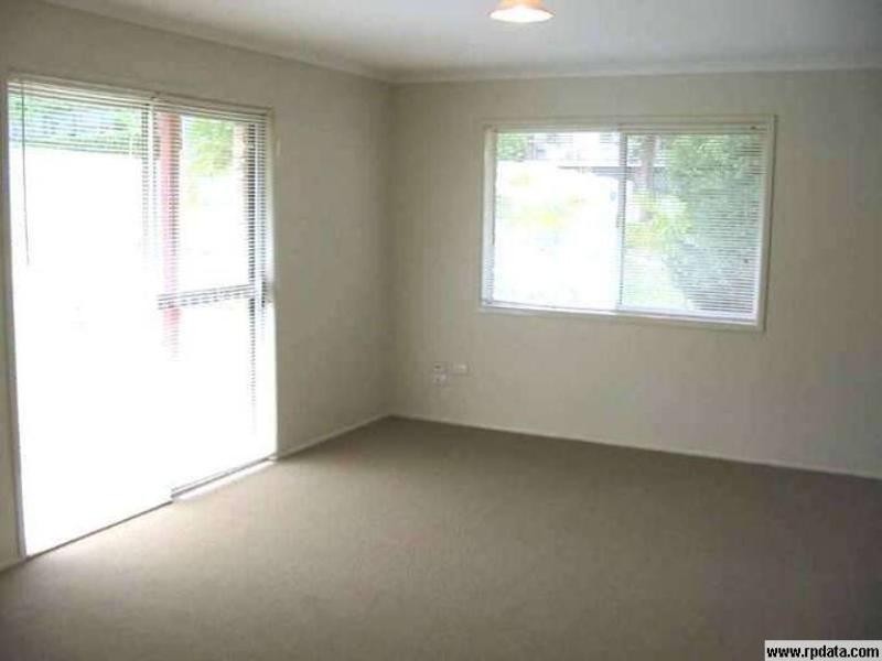 13 LIttle John Street, Daisy Hill QLD 4127