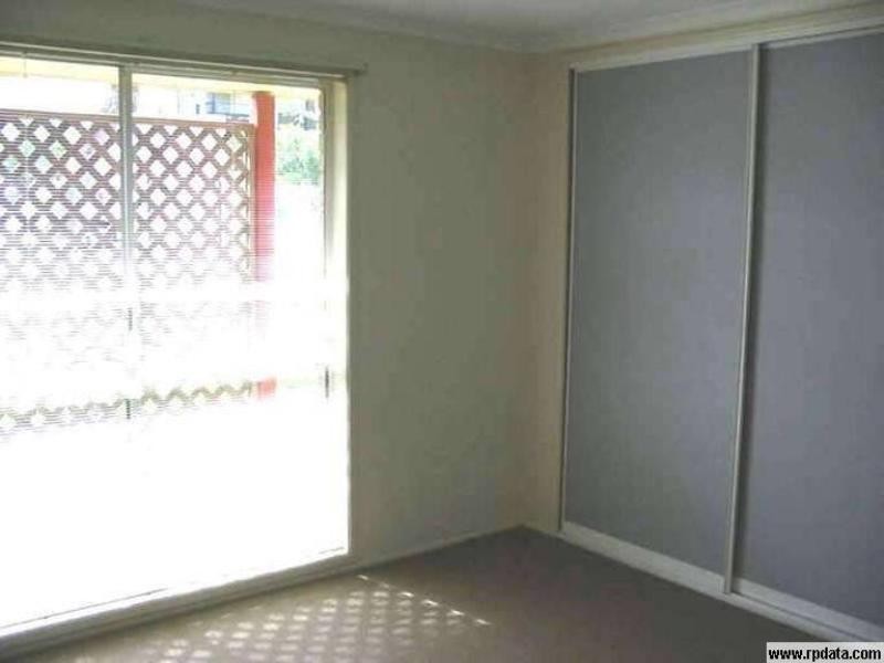 13 LIttle John Street, Daisy Hill QLD 4127