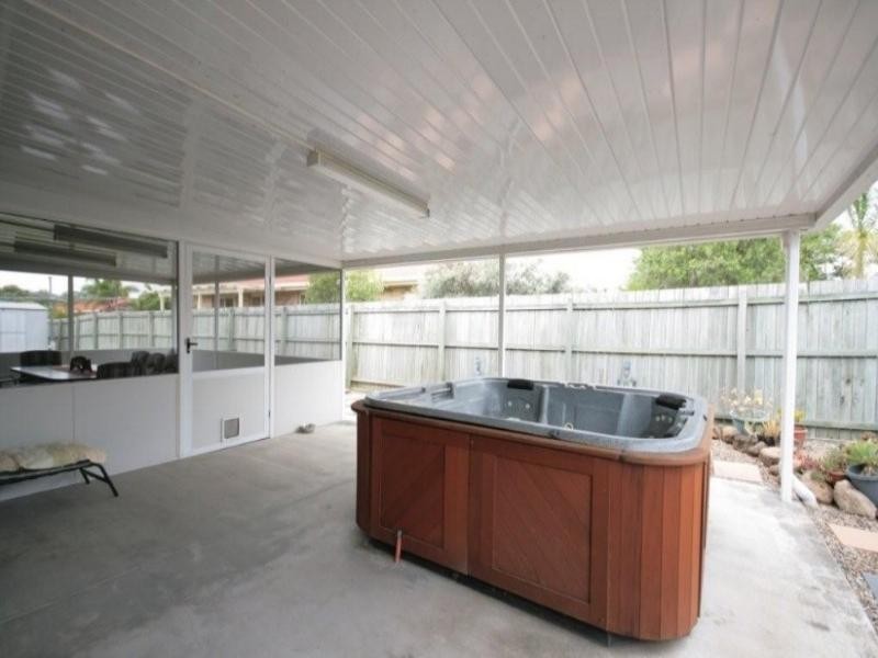 2 Jambi Court, Tanah Merah QLD 4128