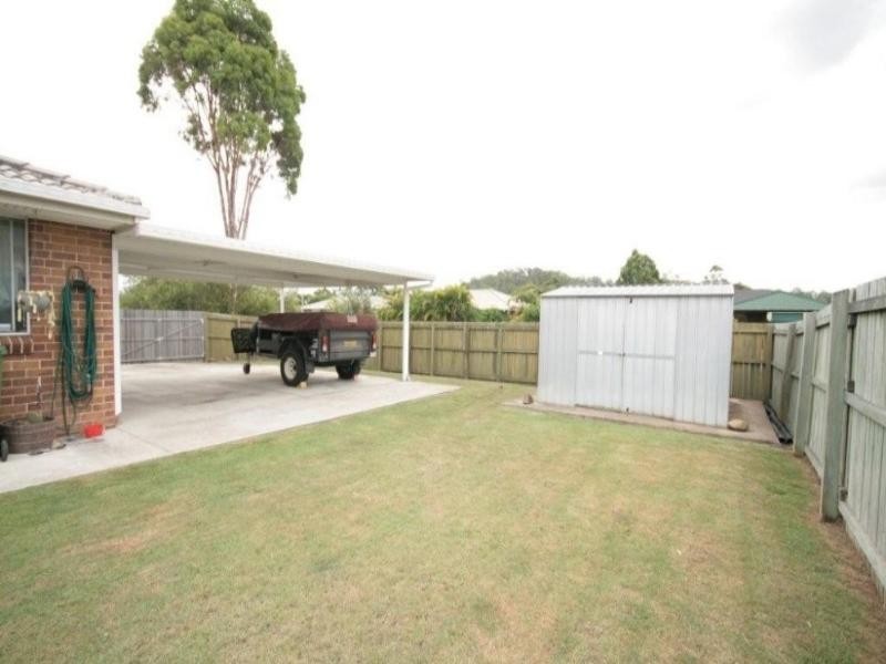 2 Jambi Court, Tanah Merah QLD 4128