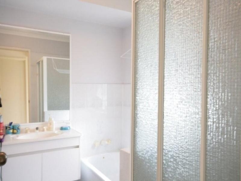 2 Jambi Court, Tanah Merah QLD 4128