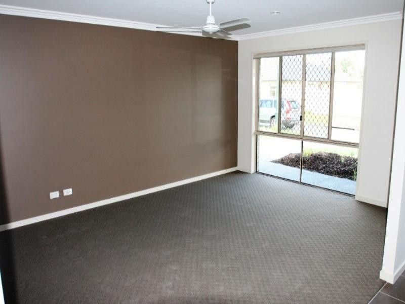 4/4 Harley Street, Shailer Park QLD 4128