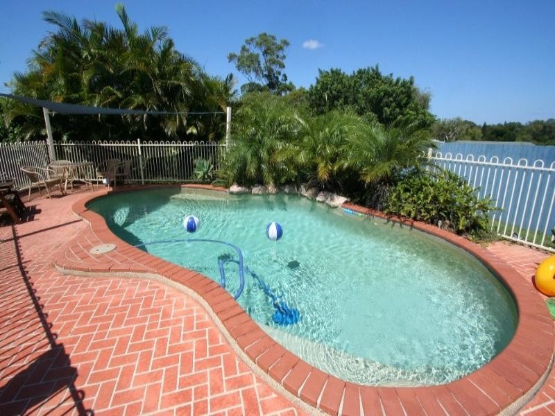 19 Landsborough Court, Rochedale South QLD 4123