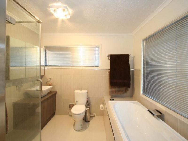 13 Warnambul Road, Shailer Park QLD 4128