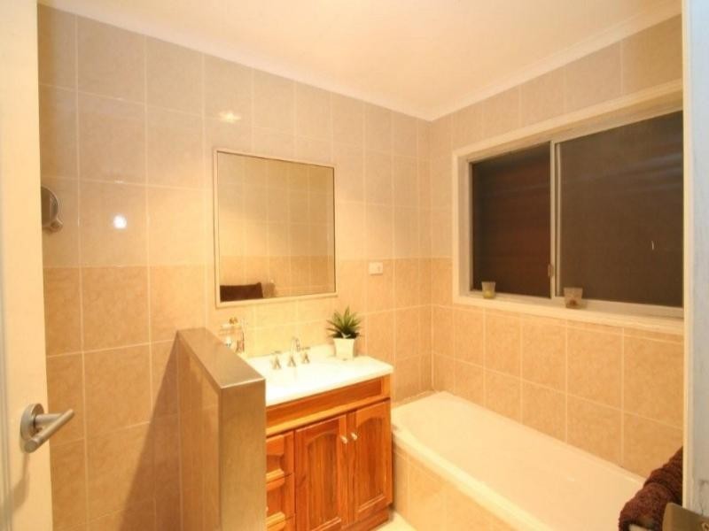 13 Warnambul Road, Shailer Park QLD 4128
