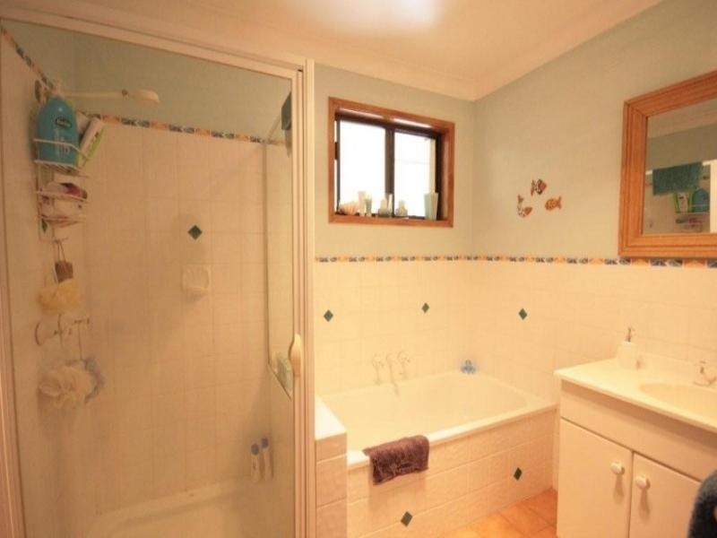 36 Lewina Street, Daisy Hill QLD 4127