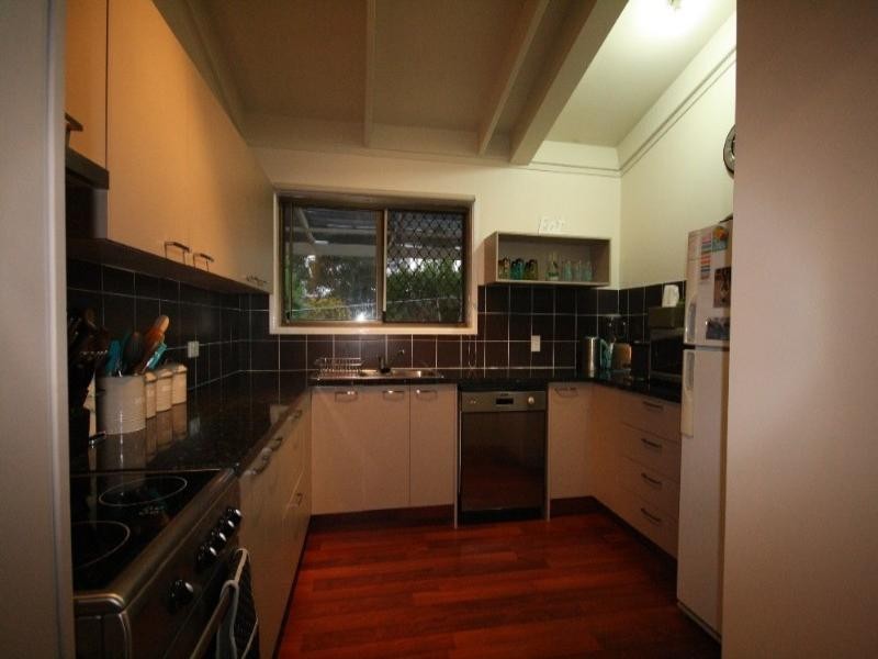 10 Jamie Grove, Springwood QLD 4127