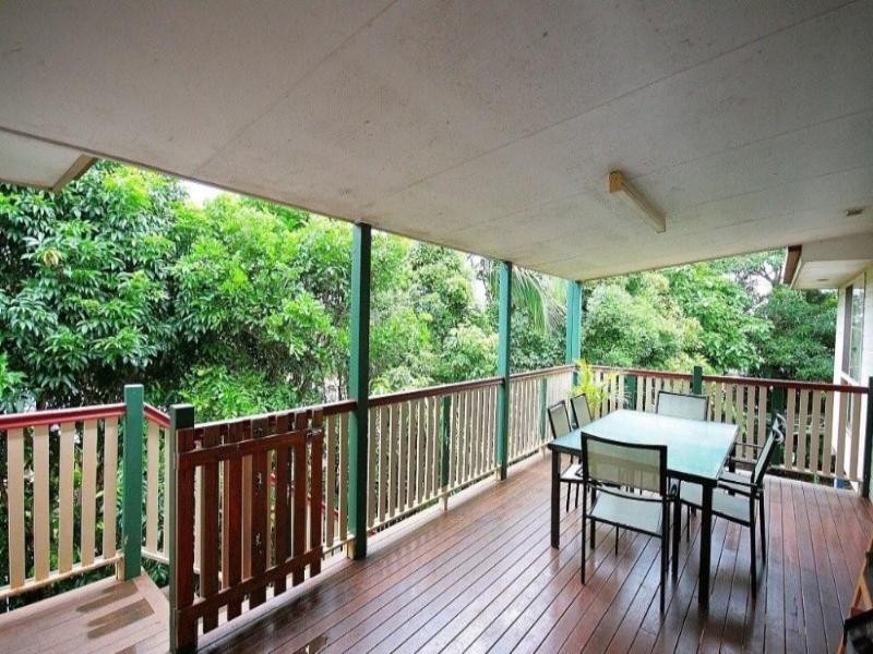 27 Sundar Crescent, Tanah Merah QLD 4128
