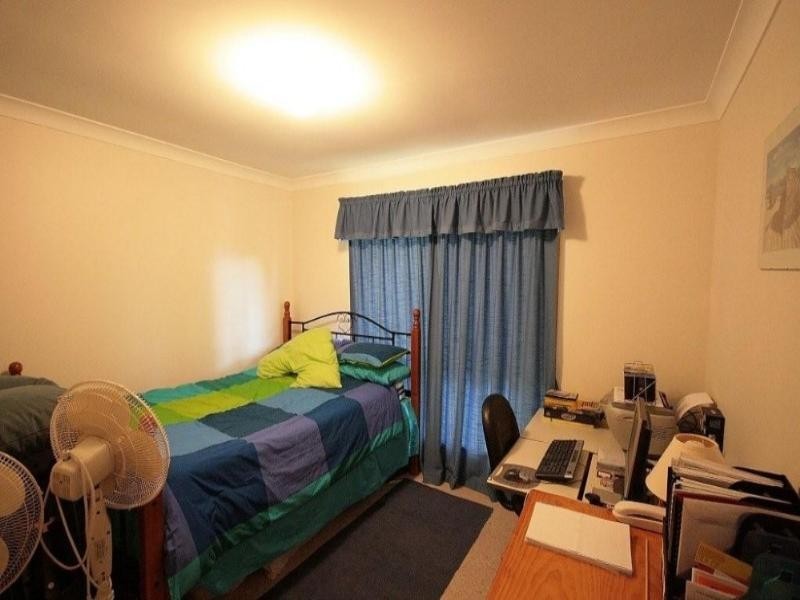 27 Sundar Crescent, Tanah Merah QLD 4128